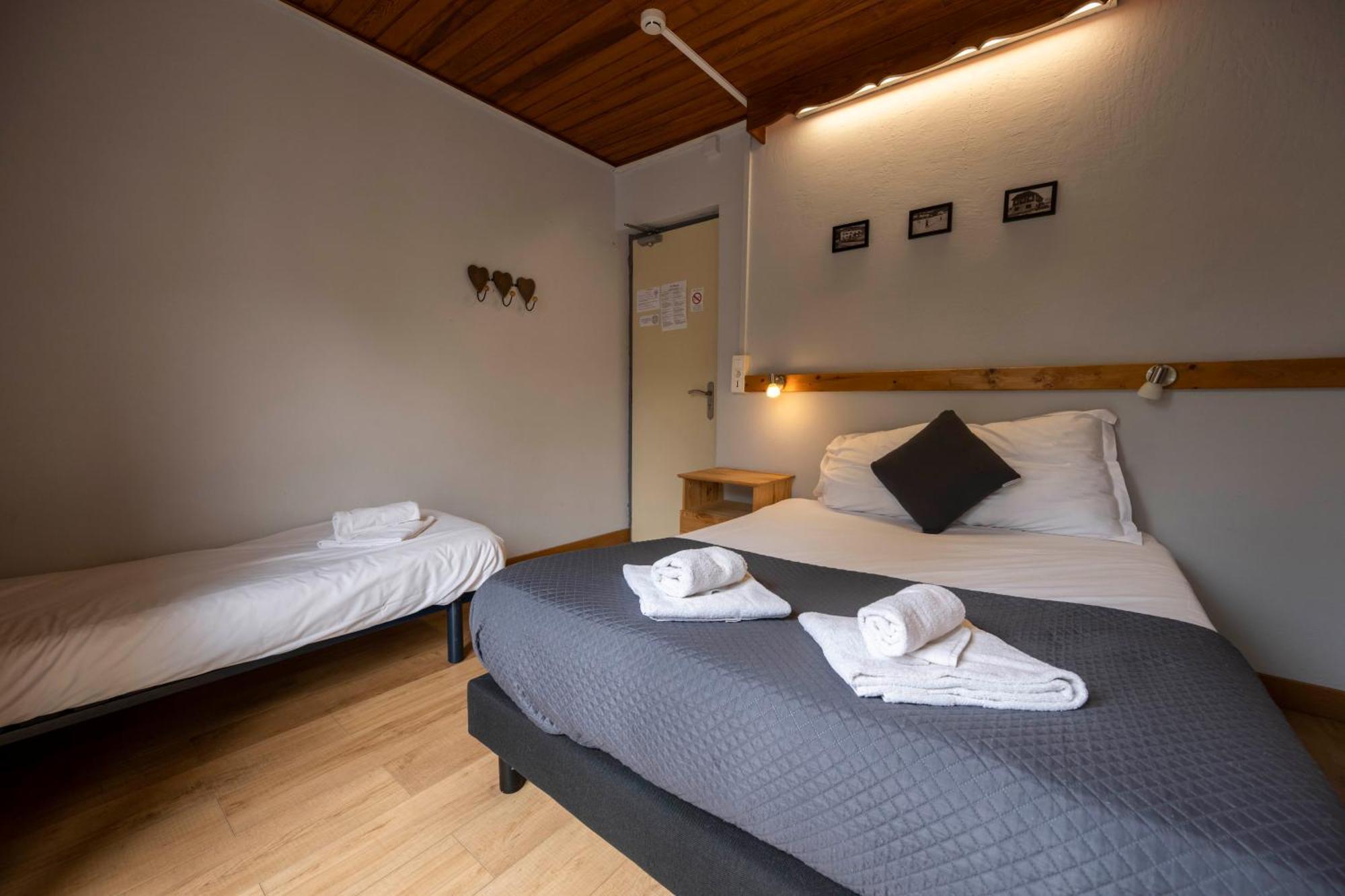 Hotel Les Flocons Le Sauze Eksteriør bilde