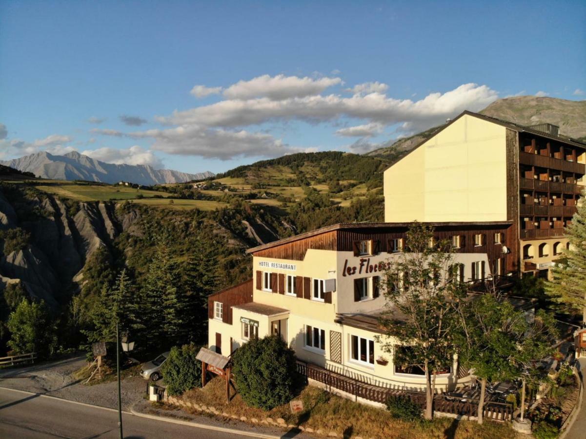 Hotel Les Flocons Le Sauze Eksteriør bilde