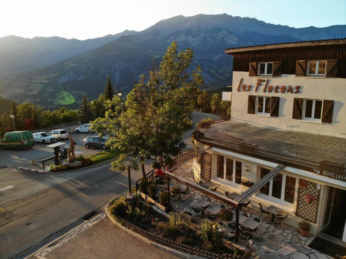 Hotel Les Flocons Le Sauze Eksteriør bilde